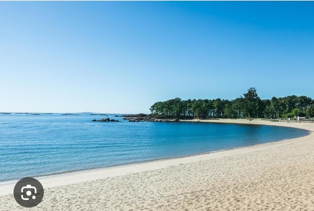 Apartamento En Zona Costera, Muy Cerquita De La Playa Appartement Pobra Do Caraminal Buitenkant foto